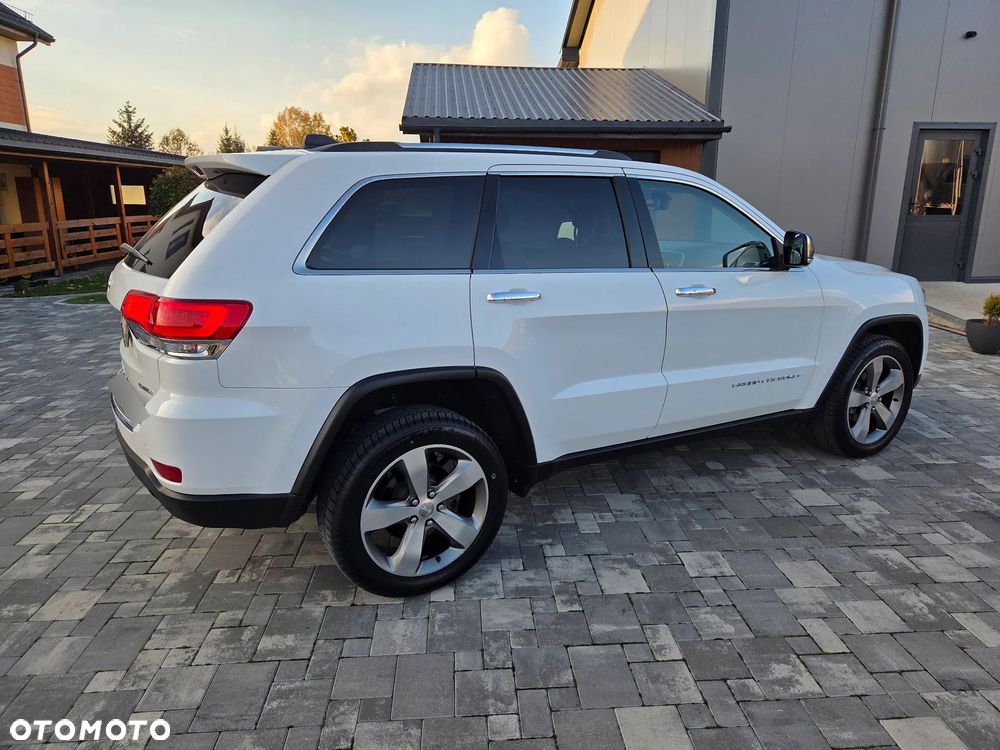 Jeep Grand Cherokee - 10