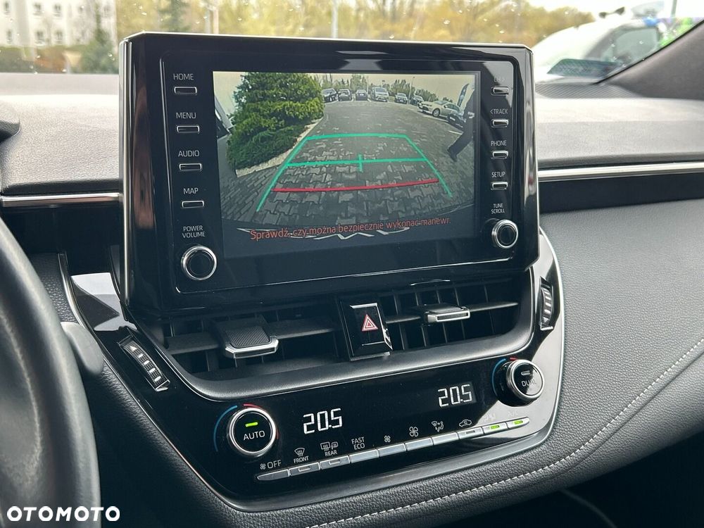 Toyota Corolla 1.8 Hybrid Comfort - 16