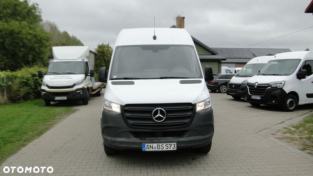 Mercedes-Benz SPRINTER - 2