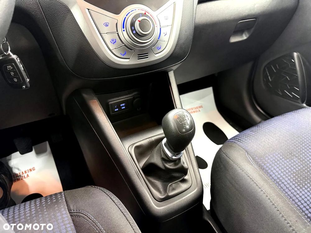 Hyundai ix20 1.4 Comfort - 18