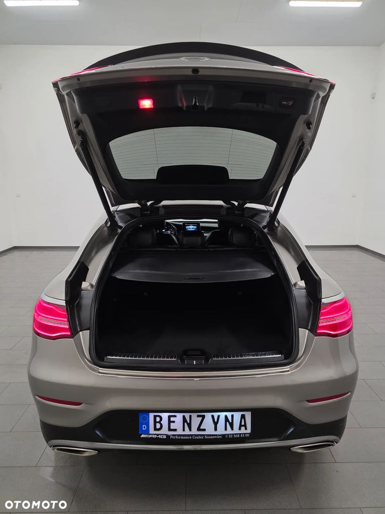 Mercedes-Benz GLC 250 4Matic 9G-TRONIC AMG Line - 38