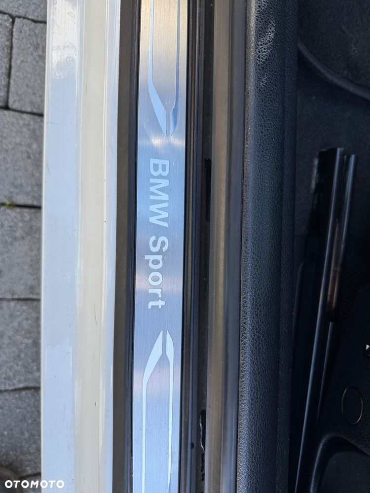 BMW Seria 2 218d Sport Line - 31