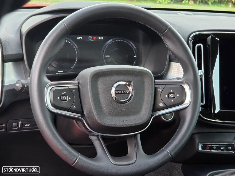 Volvo XC 40 T4 Recharge DKG Essential - 13