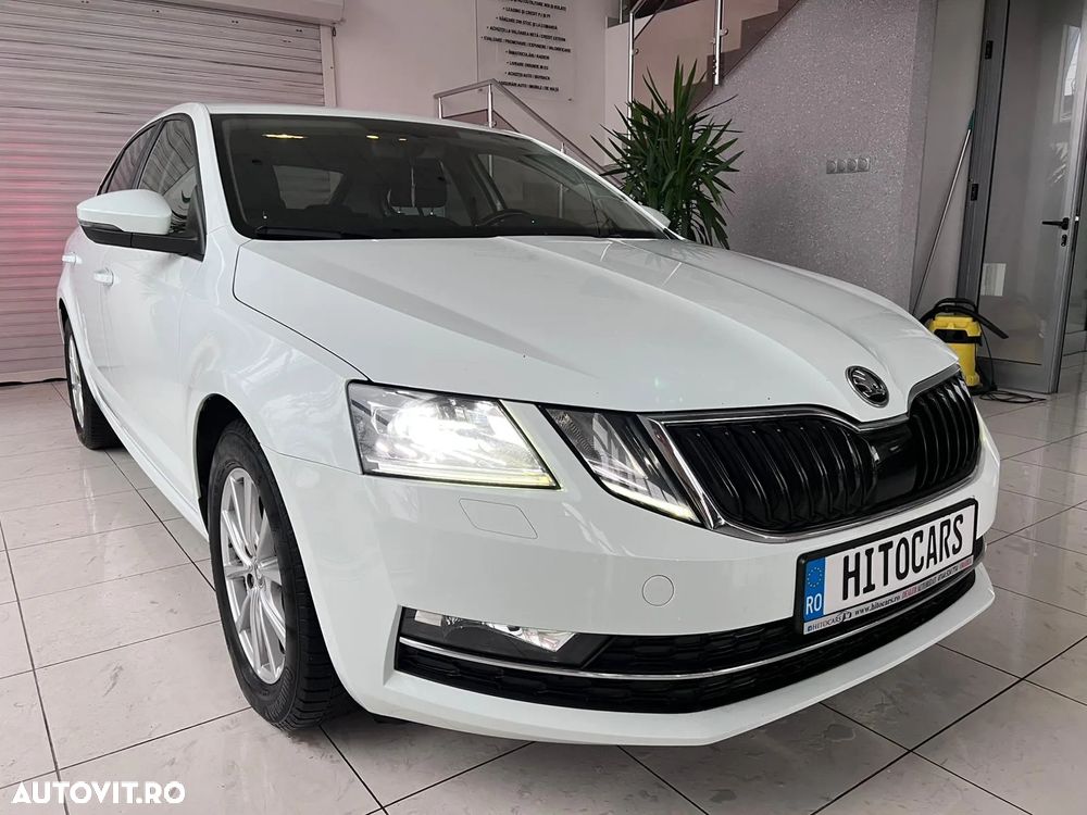 Skoda Octavia - 2