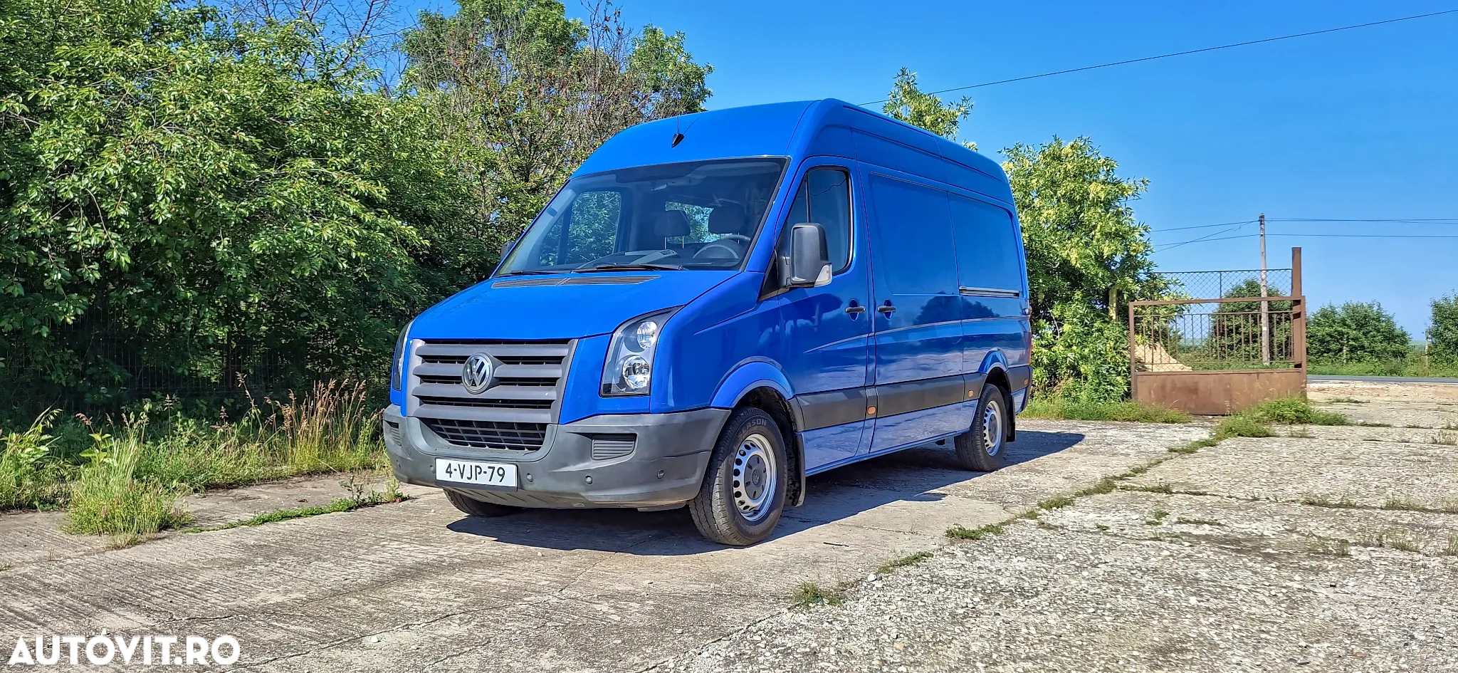 Volkswagen Crafter - 2
