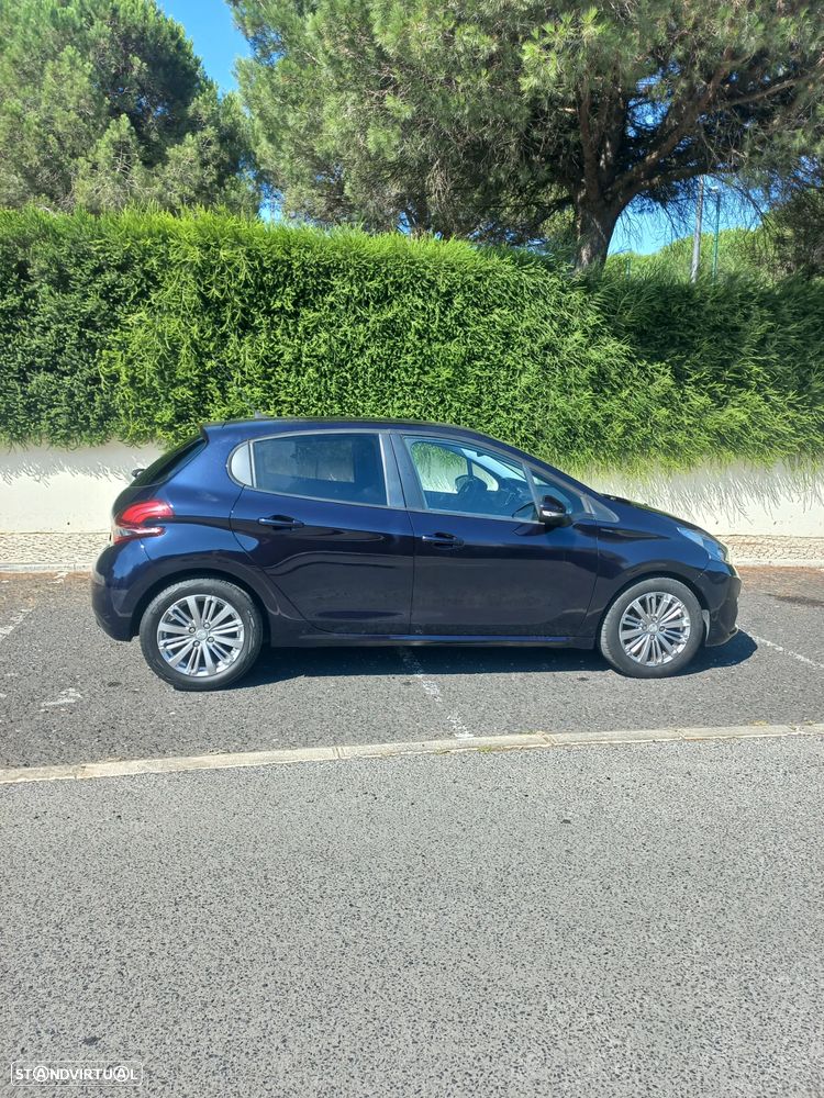 Peugeot 208 1.5 BlueHDi Signature - 2