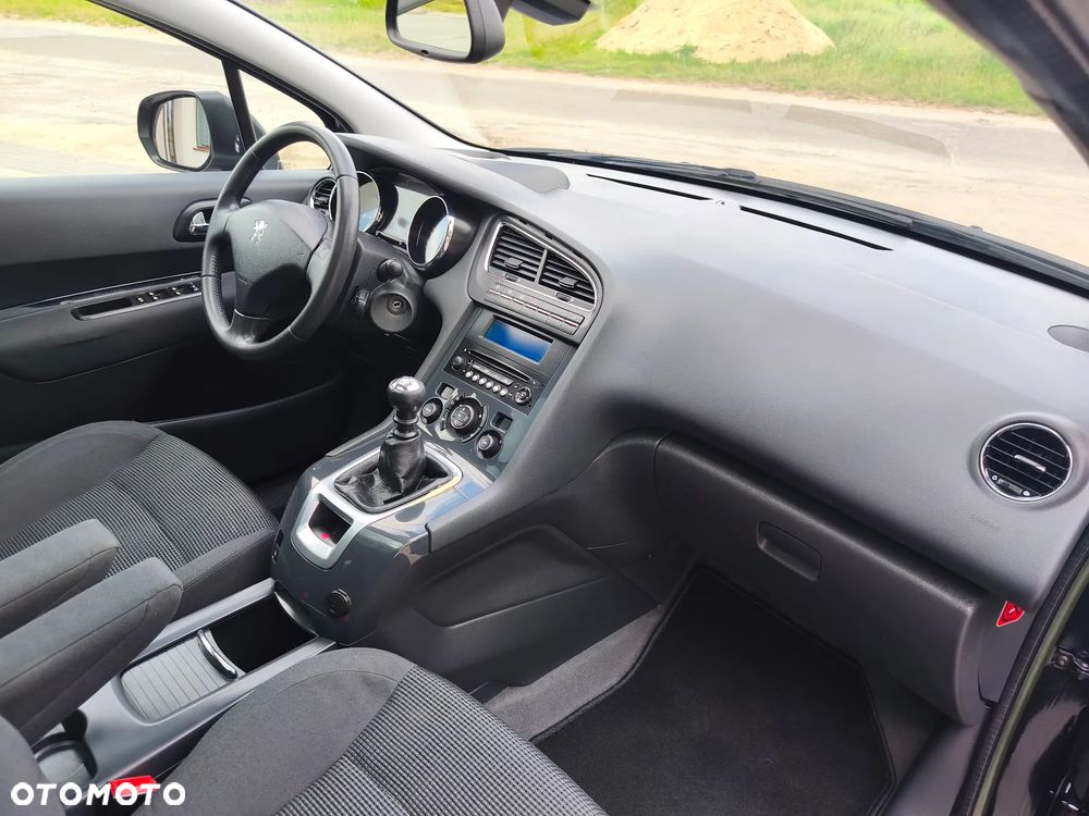 Peugeot 5008 - 31