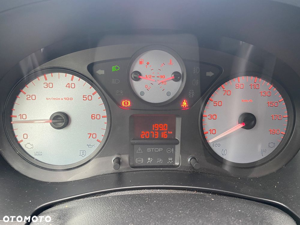 Peugeot Partner 1.6 BlueHDi Active - 11