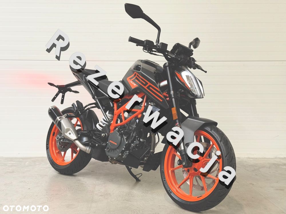 KTM Duke