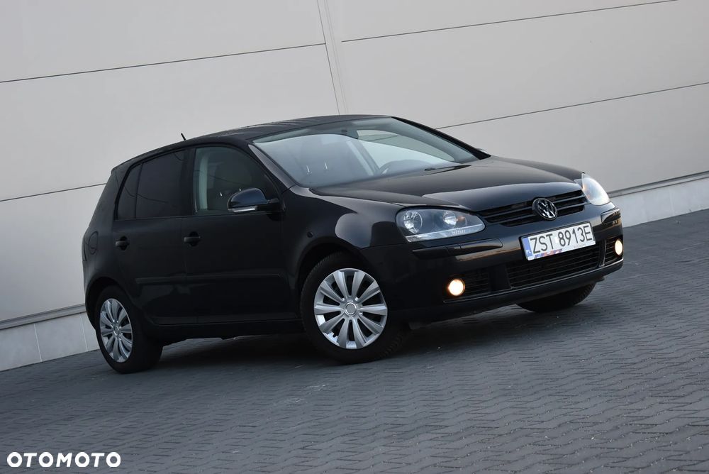Volkswagen Golf - 26