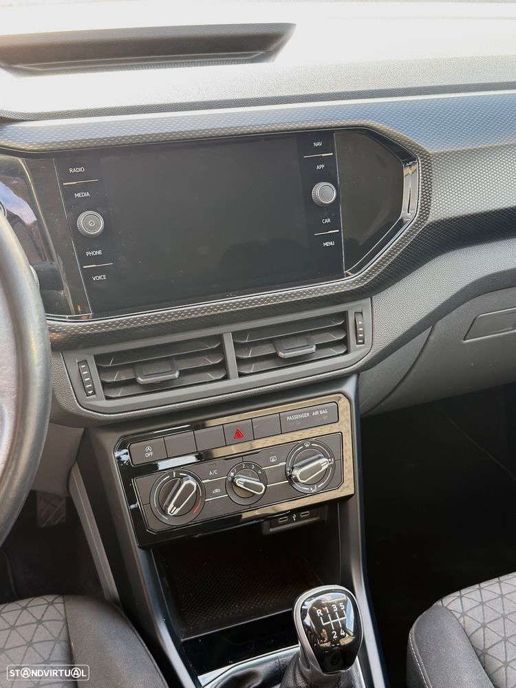 VW T-Cross 1.0 TSI - 8