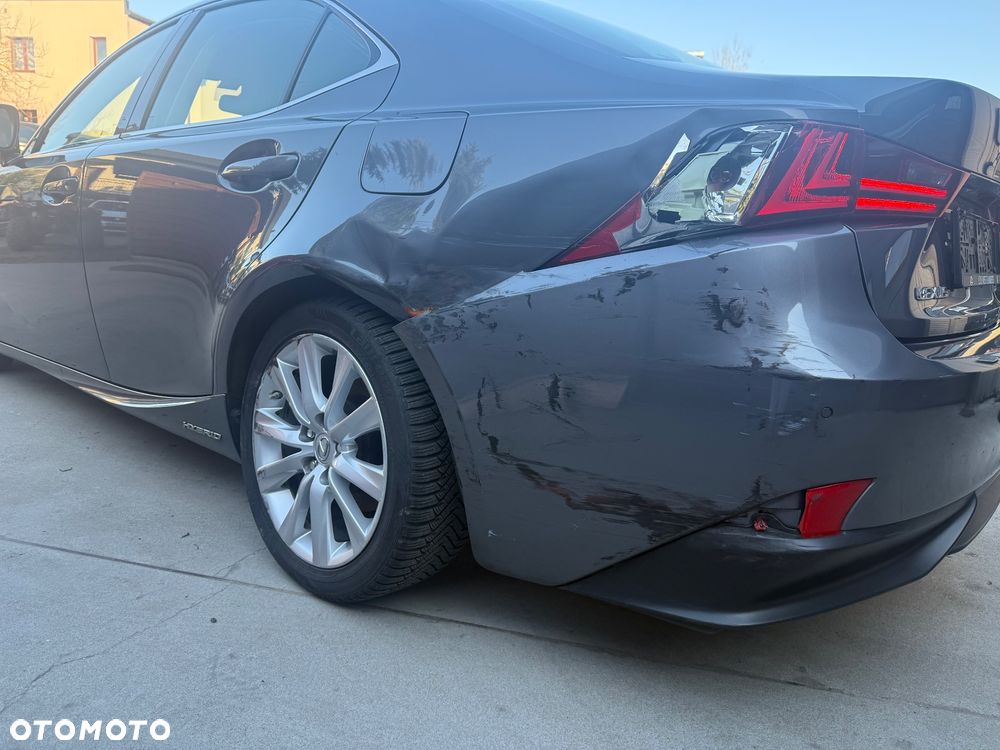 Lexus IS 300h Comfort EU6 - 24