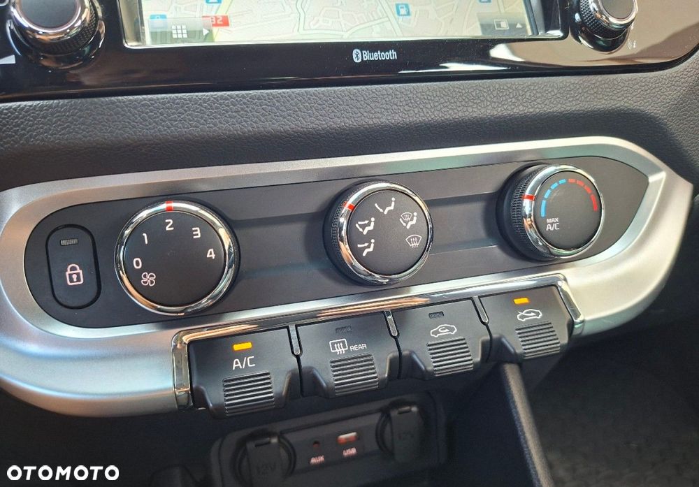 Kia Rio - 29