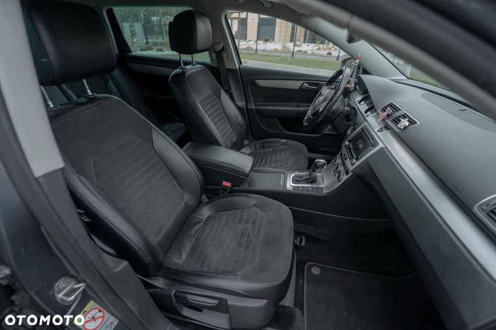 Volkswagen Passat 2.0 TDI Highline DSG - 12