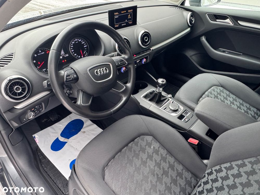 Audi A3 Sportback - 17