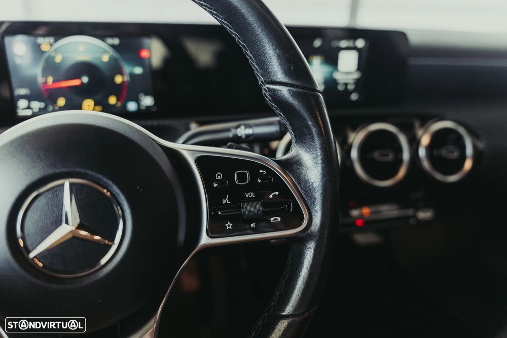 Mercedes-Benz CLA 200 d Shooting Brake Style Plus Aut. - 22