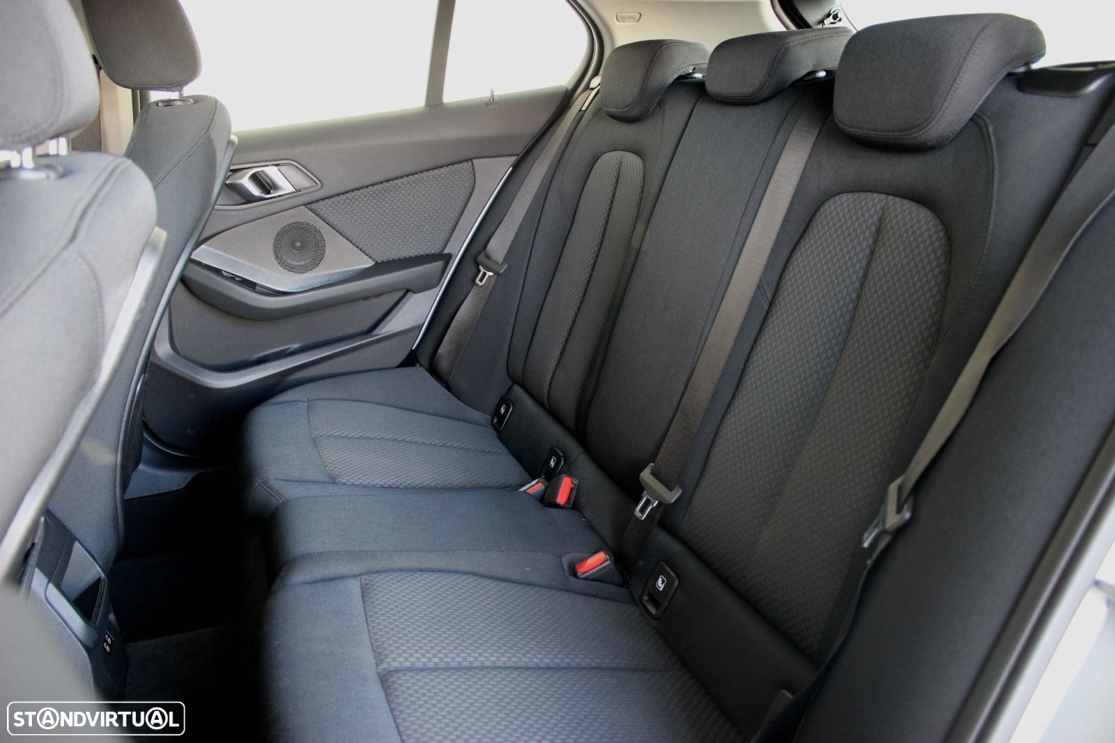BMW 116 d Auto - 33