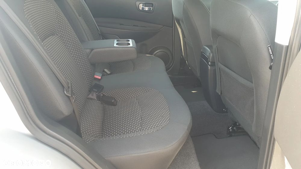 Nissan Qashqai - 11