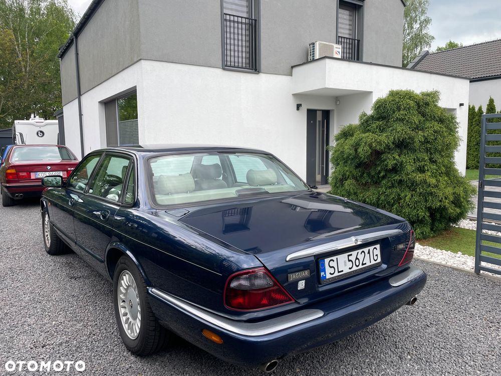 Jaguar XJ 3.2 Executive - 4