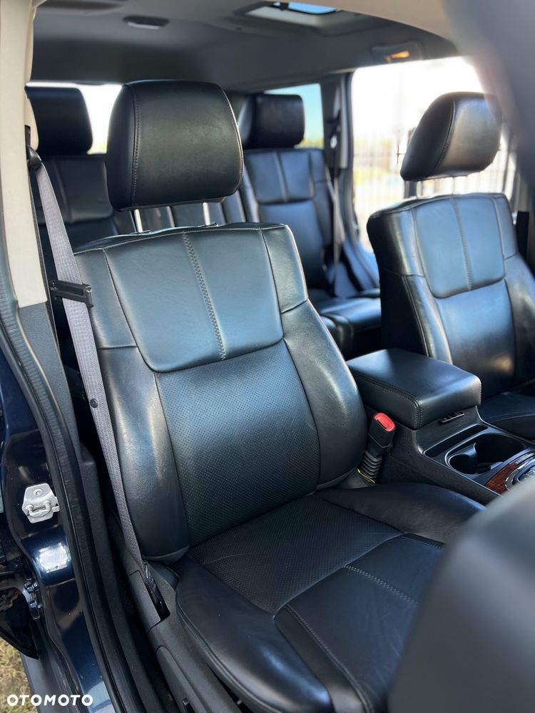 Jeep Commander 5.7 V8 Limited - 17