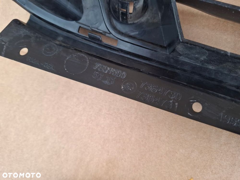 KRATKA ŚRODKOWA ZDERZAKA BMW 2 F45 ORYGINAŁ ŁADNY STAN - 7