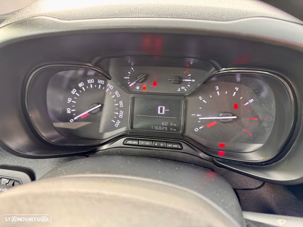 Toyota Proace City L2 1.5D - 3 Lugares - 21