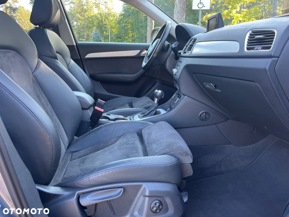 Audi Q3 2.0 TFSI Quattro Sport S tronic - 32