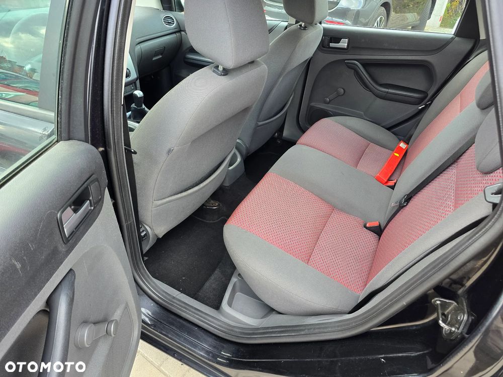Ford Focus - 9