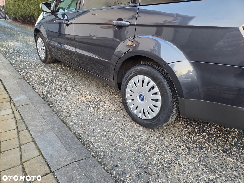 Ford Galaxy 1.8 TDCi Ambiente - 25