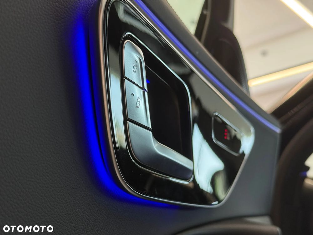 Mercedes-Benz Klasa E 220 d 4-Matic AMG - 21