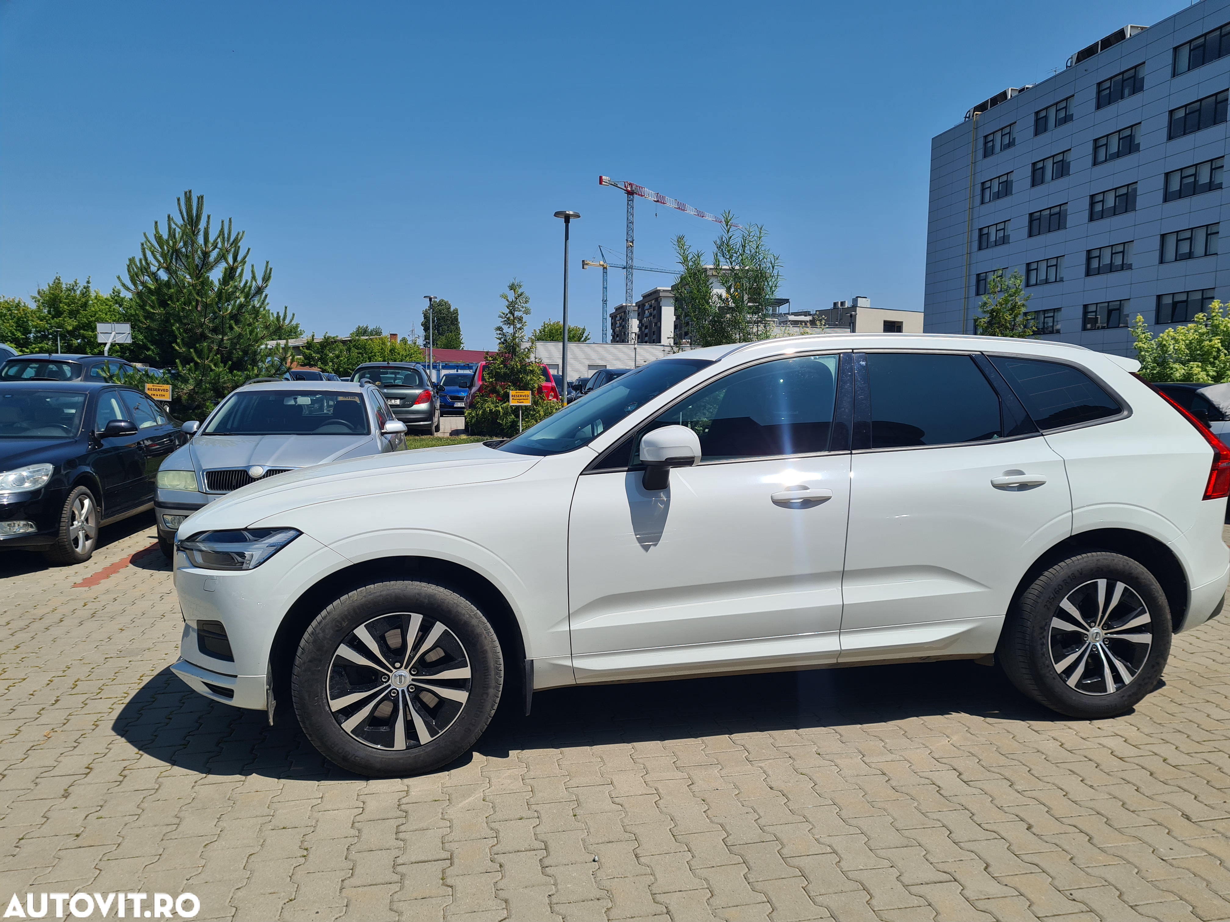 Volvo XC 60 B4 D AWD Geartronic Momentum - 19