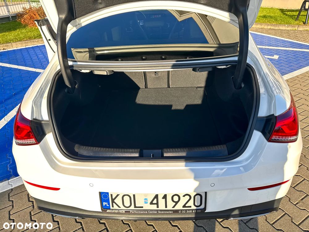 Mercedes-Benz CLA 200 AMG Line 7G-DCT - 28
