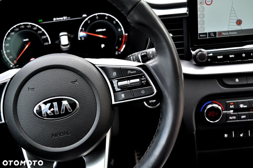 Kia XCeed 1.4 T-GDI L Business Line DCT - 36