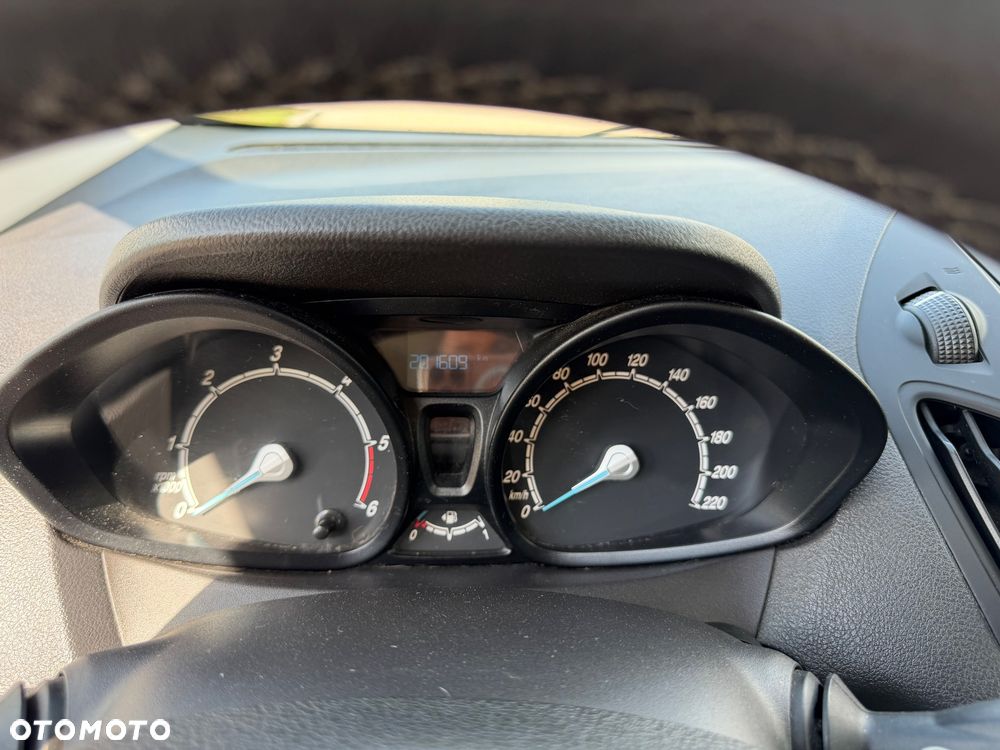 Ford Courier transit - 19
