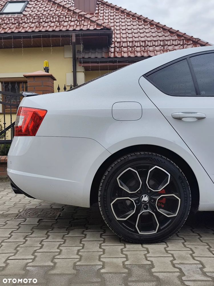 Skoda Octavia 2.0 TDI RS DSG EU6 - 23