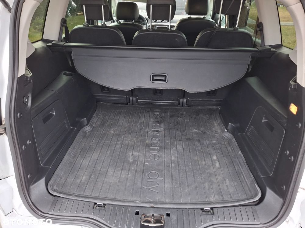 Ford S-Max 2.2 TDCi DPF Titanium - 4