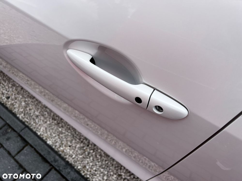 Mazda 2 SKYACTIV-G 115 i-ELOOP White Edition - 38