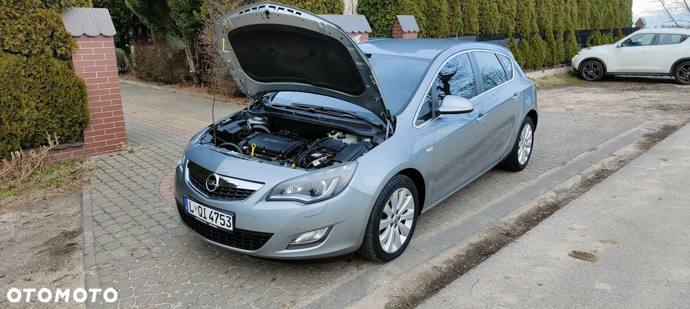 Opel Astra 1.6 Cosmo - 21