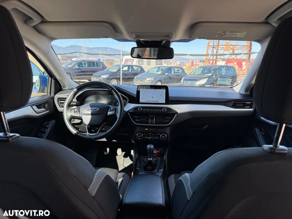 Ford Focus - 18
