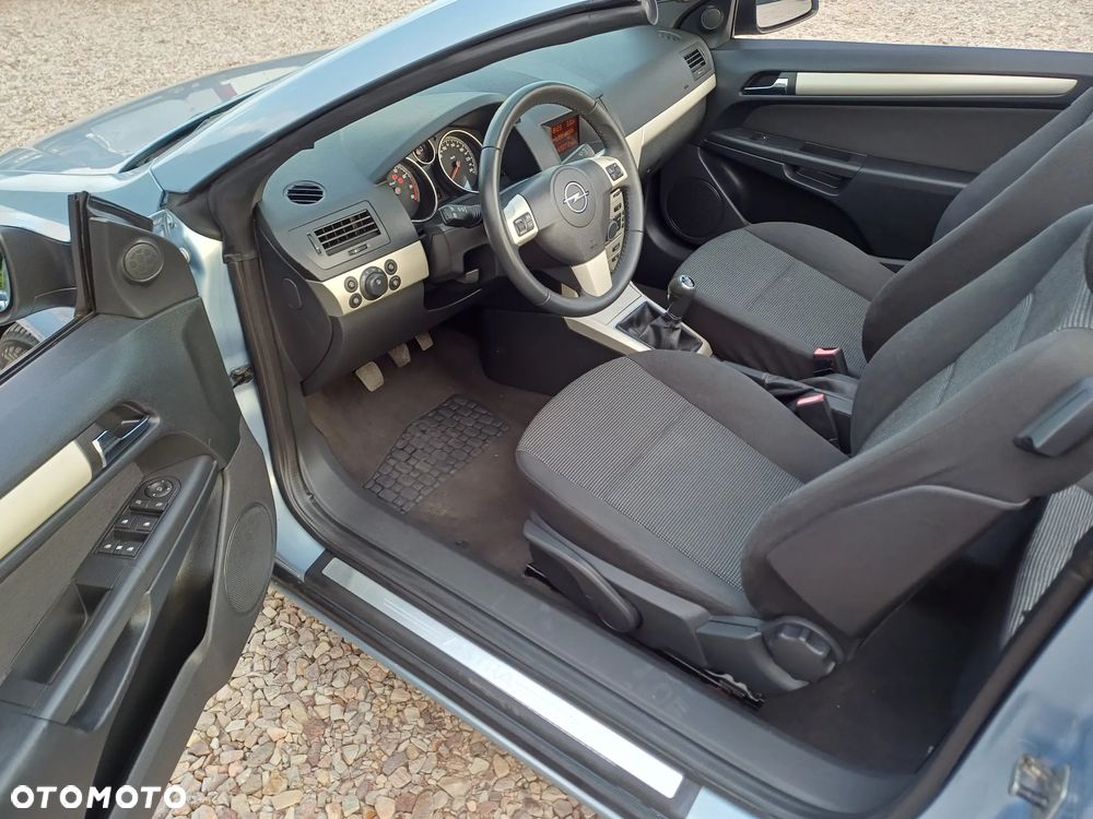Opel Astra 1.6 Enjoy - 10