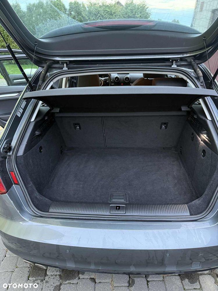 Audi A3 Sportback 2.0 TDI - 8