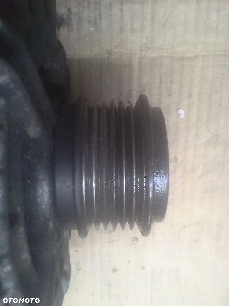 Alternator Audi A4 B8 1.8 TFSI 0124525113, 06H903016L Bosch - 3