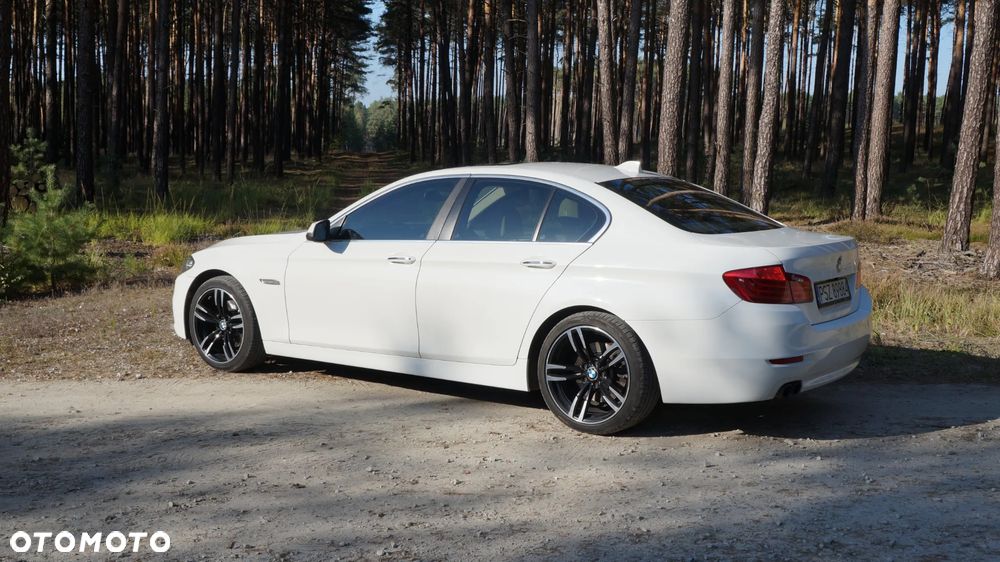 BMW Seria 5 528i Luxury Line - 5