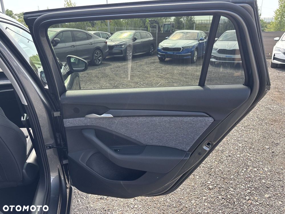 Skoda Superb 2.0 TSI Drive DSG - 20