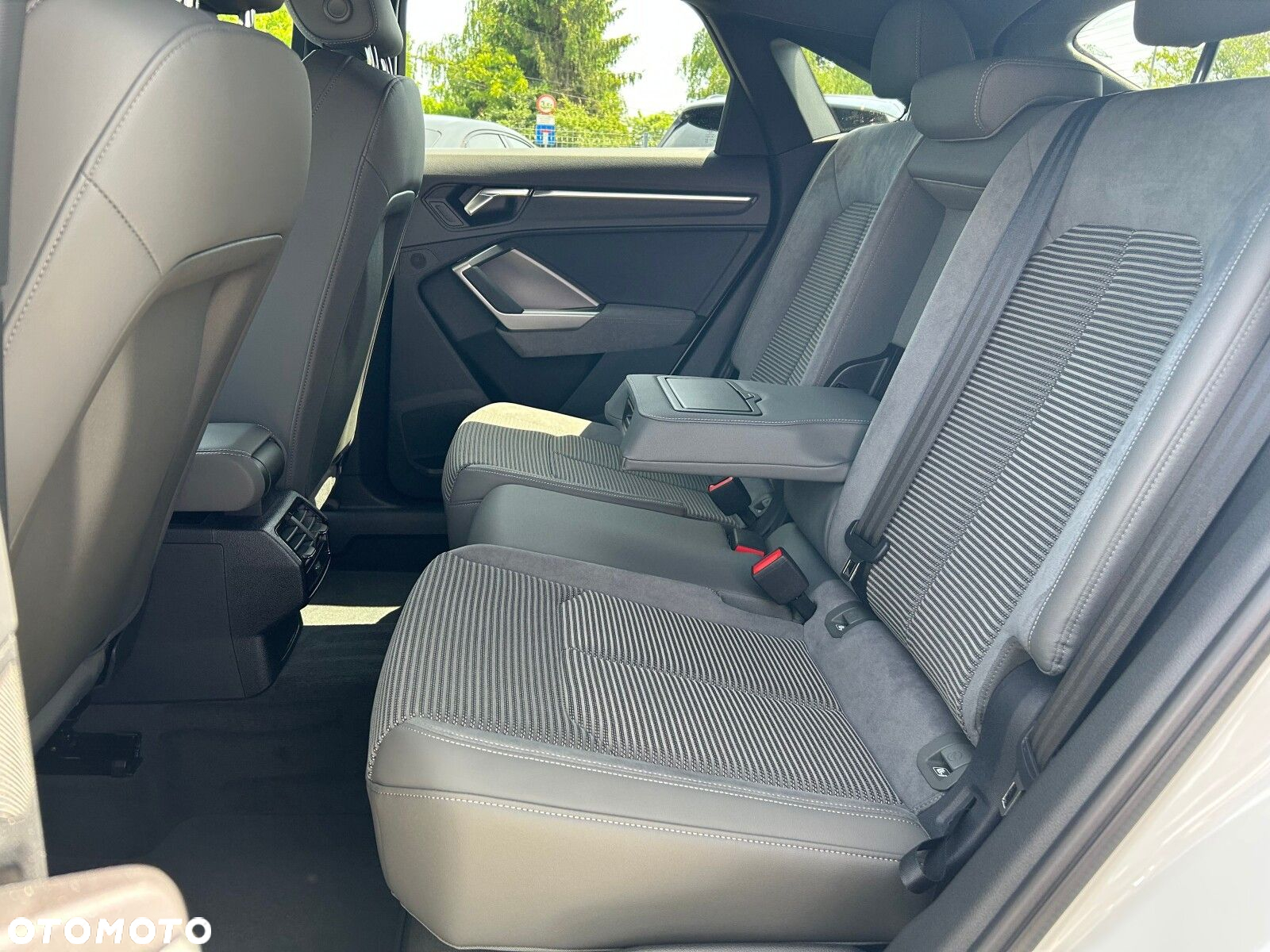 Audi Q3 Sportback - 12