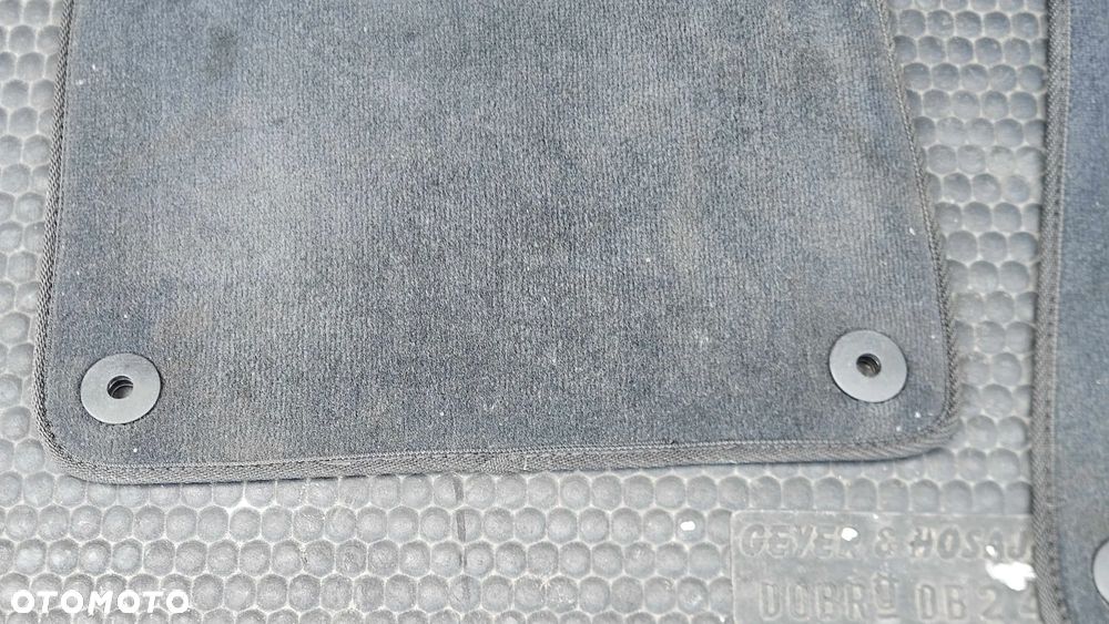 Dywaniki Wycieraczki Wykładzina Czarne Welur Europa Komplet Audi A4 B6 B7 Seat Exeo Sedan Kombi - 11