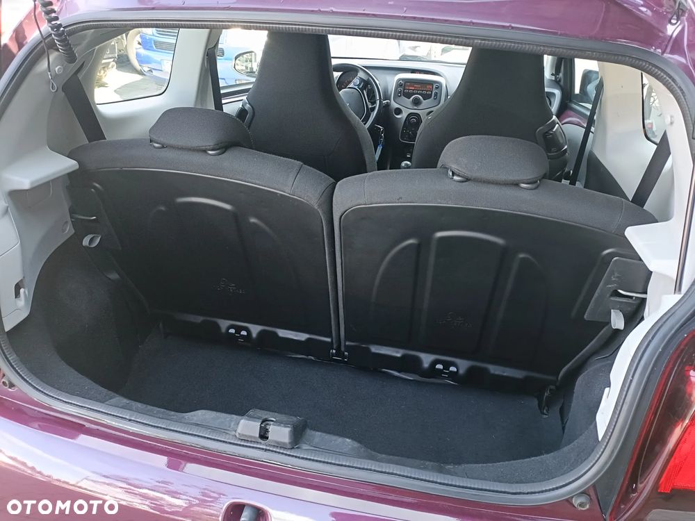 Peugeot 108 - 11