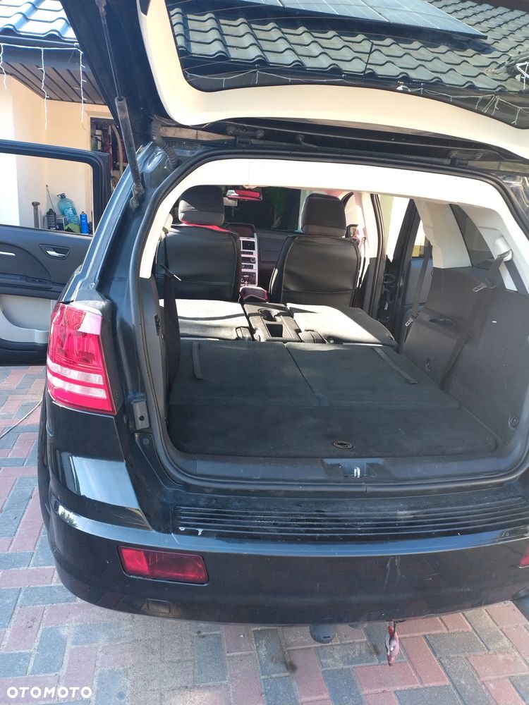Dodge Journey 2.0 CRD SE - 11