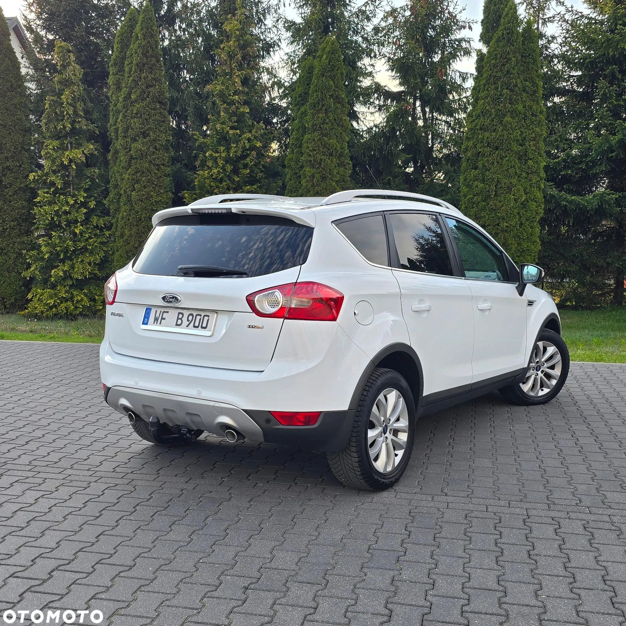 Ford Kuga 2.0 TDCi FWD Titanium - 14