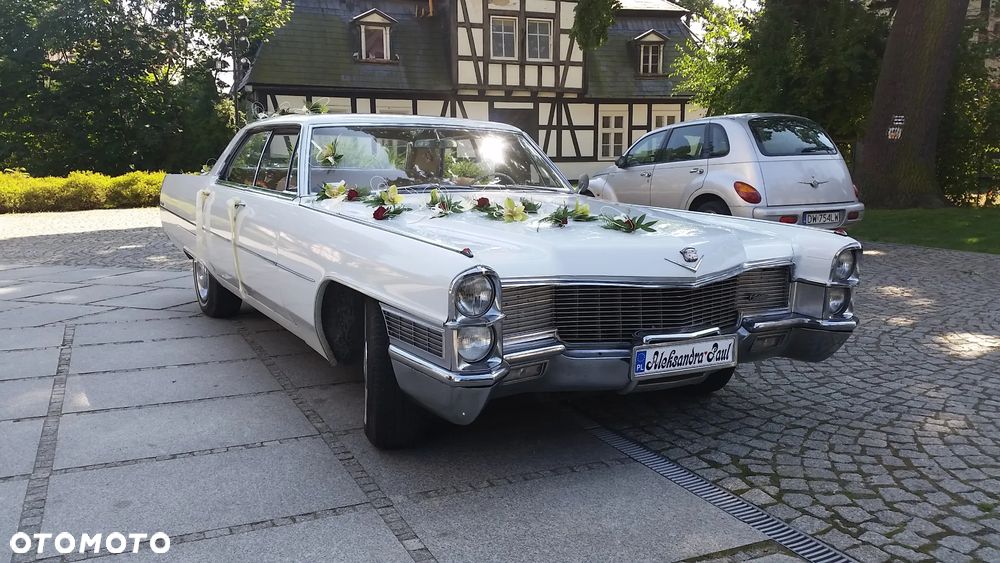 Cadillac Deville - 25